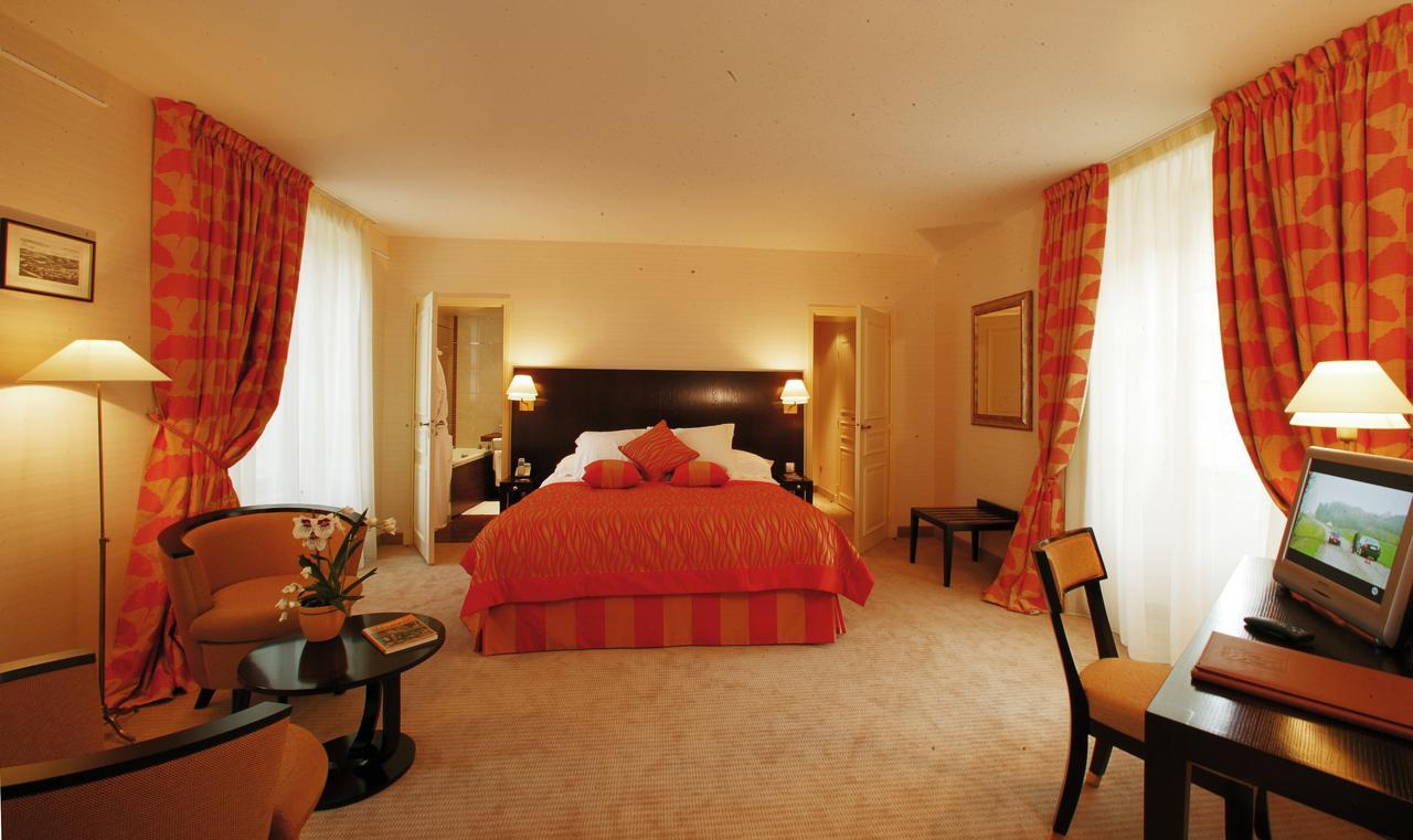 Au Grand Hotel De Sarlat - Pavillon De Selves Zewnętrze zdjęcie